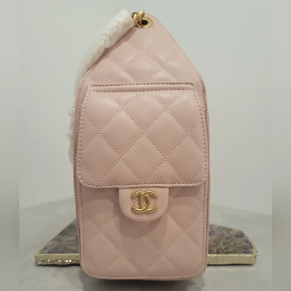 Pink Quilted mini Hobo!